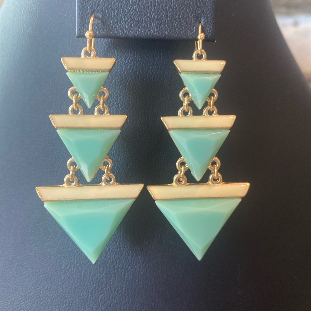 Earrings Drop Dangle Graduated Pyramids Light Aqua Gold 2.5” Pierced NOS